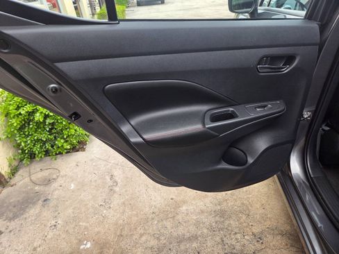 Used 2024 Nissan Versa SR FWD image 13
