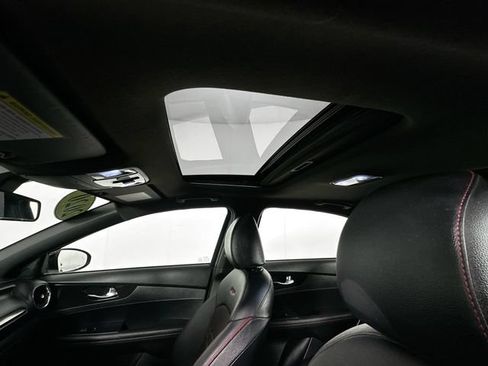 Used 2020 Kia Forte GT FWD image 17