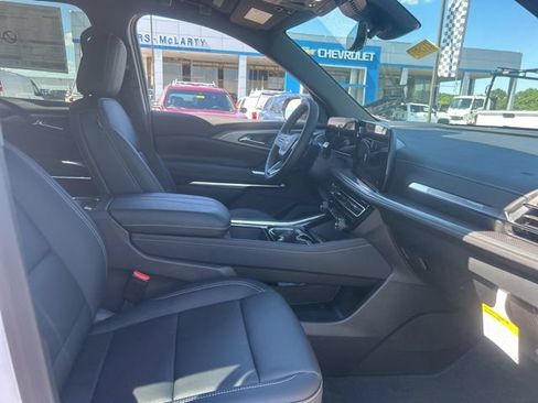 New 2026 Chevrolet Traverse LT w/ Midnight/Sport Edition FWD image 33