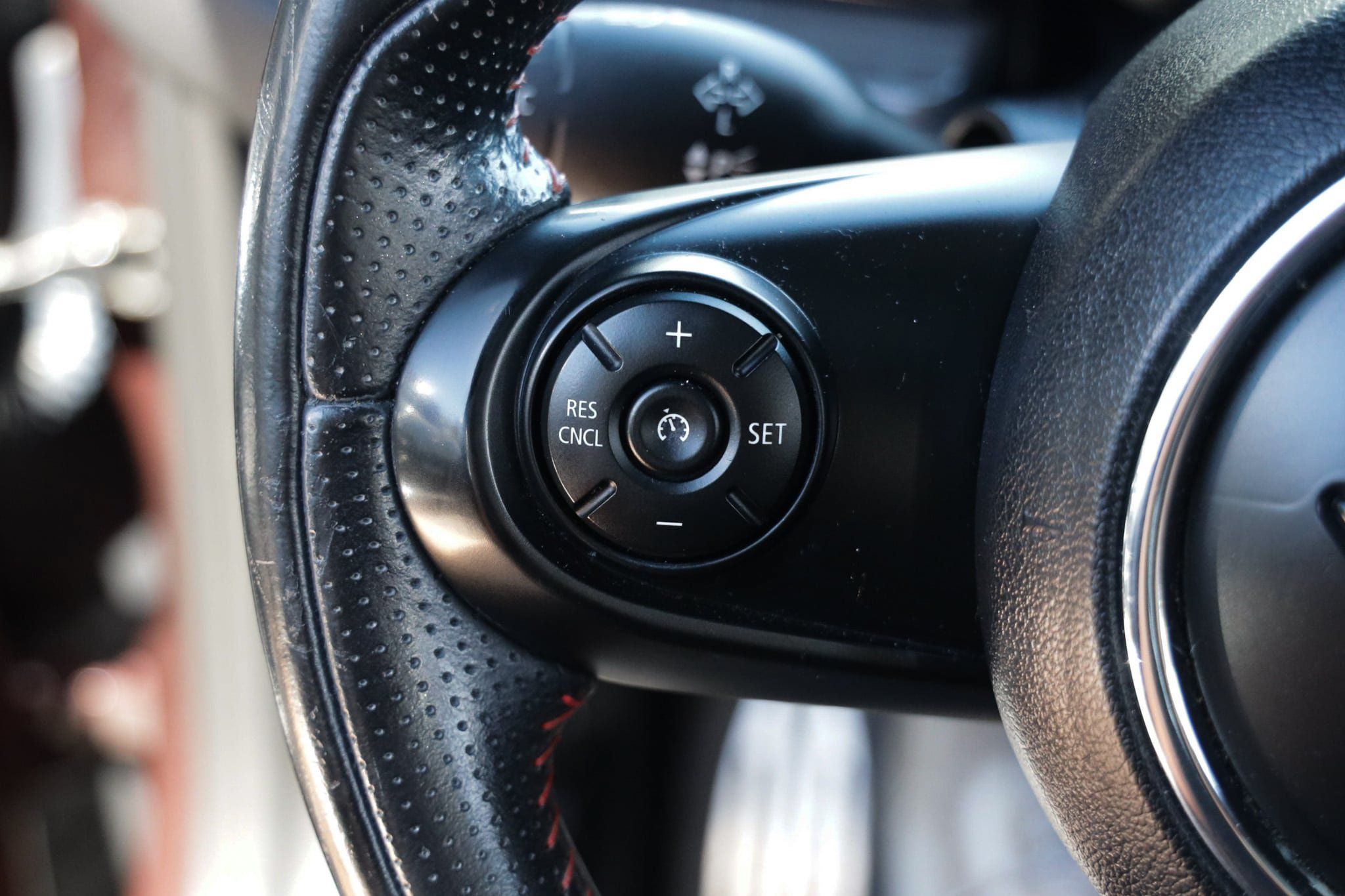 Used 2017 MINI Cooper Clubman ALL4 AWD/4WD image 28