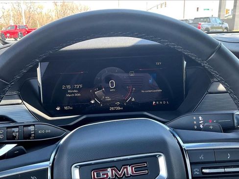 Used 2025 GMC Acadia Elevation image 21