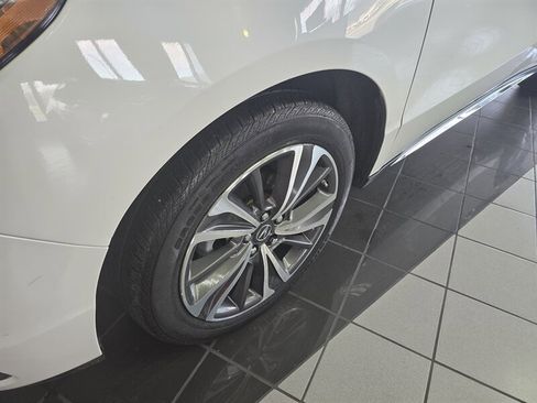 Used 2018 Acura MDX SH-AWD w/ Technology Package image 35