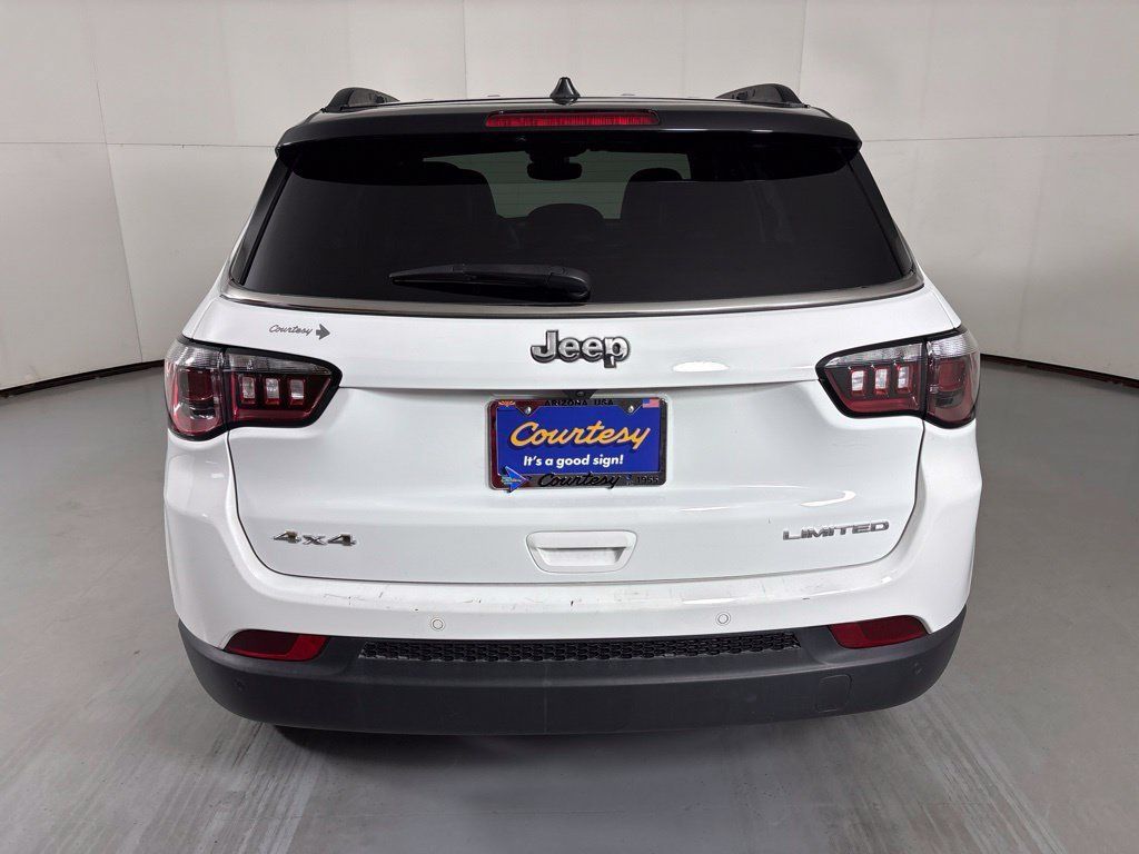 Used 2025 Jeep Compass Limited AWD/4WD image 7