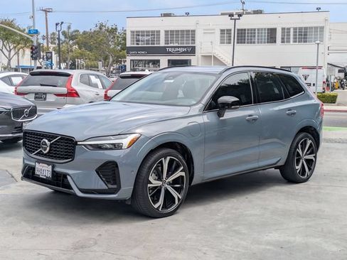 Certified 2024 Volvo XC60 T8 Ultimate AWD/4WD image 7