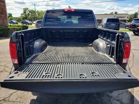 Used 2018 RAM 1500 Express AWD/4WD image 22