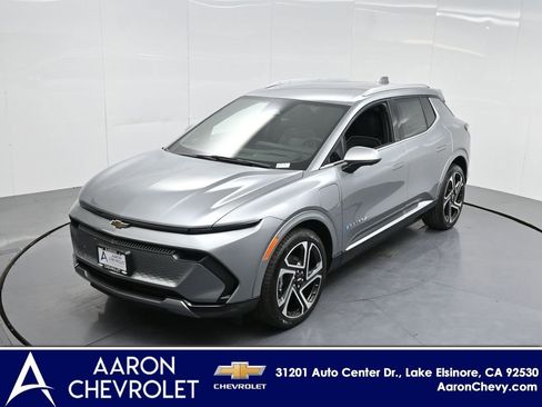 New 2026 Chevrolet Equinox EV LT image 41