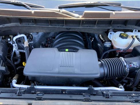 Used 2024 Chevrolet Silverado 1500 RST w/ Z71 Off-Road Package AWD/4WD image 32