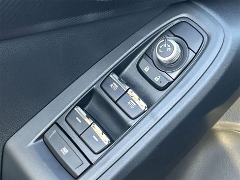 New 2026 Subaru Crosstrek 2.5i Limited image 17