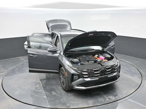 New 2026 Hyundai Tucson Limited w/ Tow & Go Package image 39