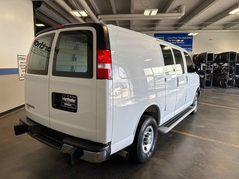 Used 2025 Chevrolet Express 2500 w/ Driver Convenience Package RWD image 7