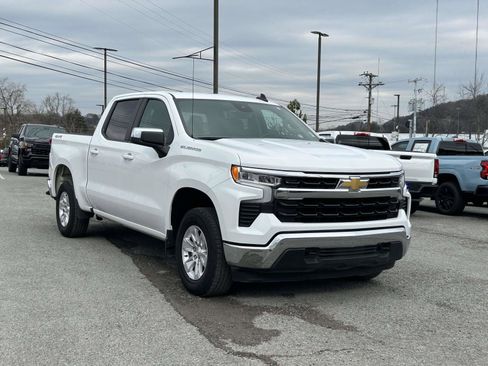 Used 2025 Chevrolet Silverado 1500 LT AWD/4WD image 1