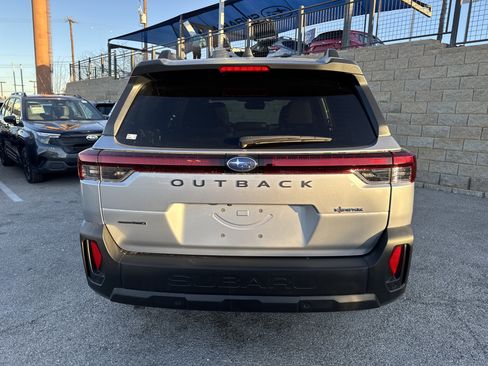 New 2026 Subaru Outback Limited image 4