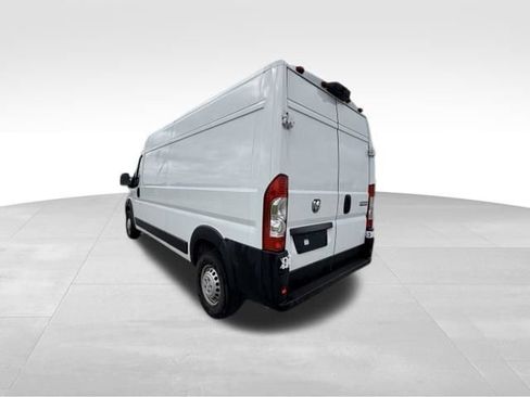 Used 2026 RAM ProMaster 2500 w/ Convenience Group FWD image 4
