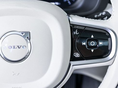 New 2026 Volvo XC60 B5 Ultra w/ Protection Package Premier AWD/4WD image 11