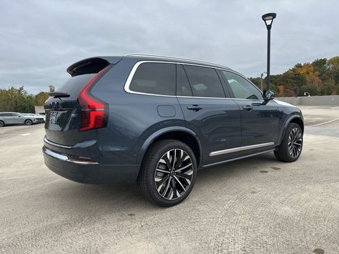 New 2026 Volvo XC90 B6 Plus w/ Protection Package Premier image 7