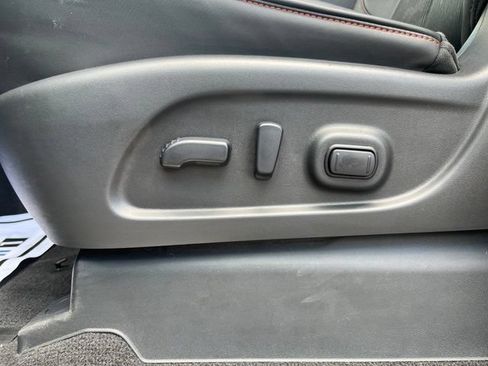 Used 2021 Nissan Titan PRO-4X w/ Off Road Protection Package AWD/4WD image 16
