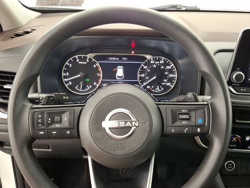 Used 2023 Nissan Rogue SV AWD/4WD image 8