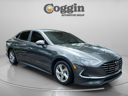 Used 2023 Hyundai Sonata SE w/ Preferred Accessory Package FWD image 7