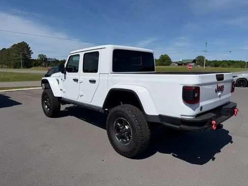 Used 2023 Jeep Gladiator Rubicon w/ LED Lighting Group AWD/4WD image 3