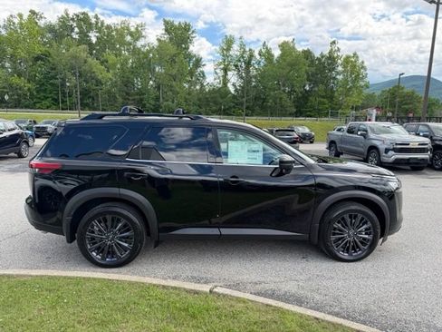 New 2026 Nissan Pathfinder SL AWD/4WD image 6