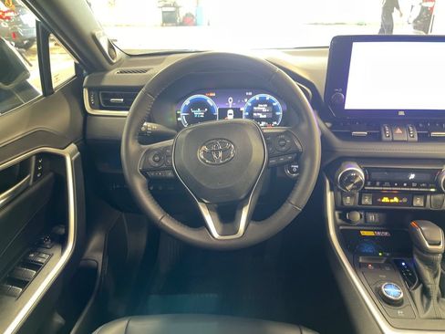 Certified 2025 Toyota RAV4 XSE w/ Advanced Technology Package AWD/4WD image 16
