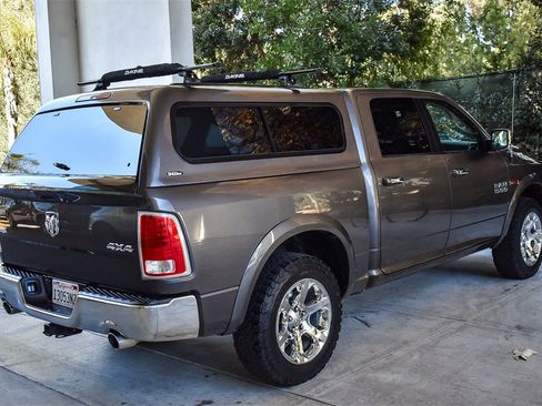 Used 2018 RAM 1500 Laramie w/ Convenience Group image 6