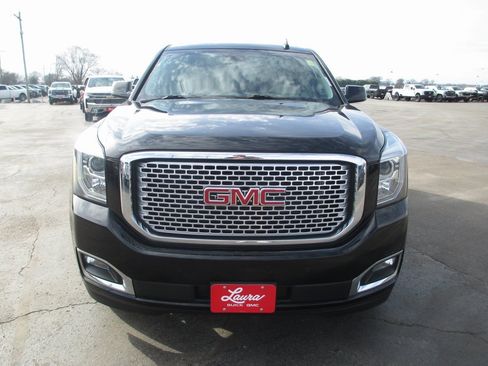 Used 2017 GMC Yukon Denali w/ Open Road Package image 10
