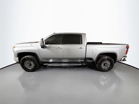 Used 2025 Chevrolet Silverado 2500 LTZ w/ LTZ Premium Package AWD/4WD image 4