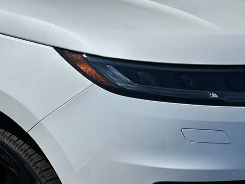 New 2026 Land Rover Range Rover Sport Dynamic SE AWD/4WD image 12
