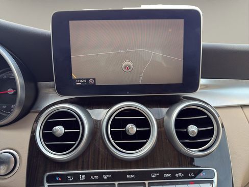 Used 2016 Mercedes-Benz C 300 4MATIC Sedan image 17