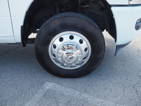 New 2025 RAM 3500 Laramie image 5