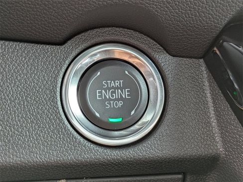 New 2026 Chevrolet Traverse LT w/ Driver Confidence Package image 32