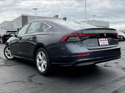 Used 2025 Honda Accord LX image 3