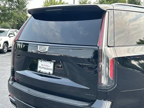 Used 2022 Cadillac Escalade Sport w/ Touring Package AWD/4WD image 11