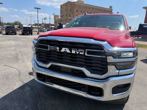 Used 2026 RAM 2500 Big Horn AWD/4WD image 18