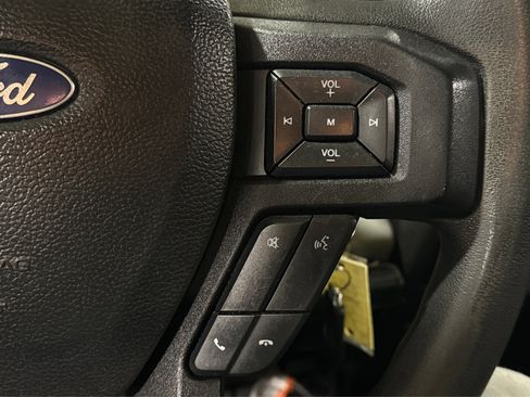 Used 2016 Ford F150 XLT w/ XTR Package image 25