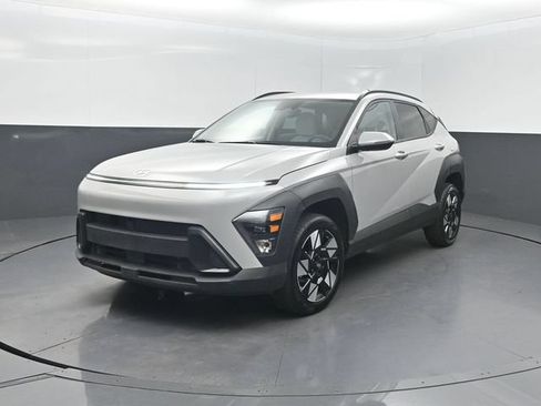 Used 2025 Hyundai Kona SEL AWD/4WD image 1