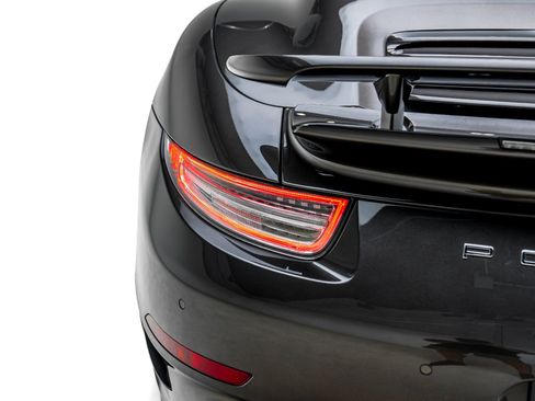 Used 2015 Porsche 911 Turbo AWD/4WD image 27