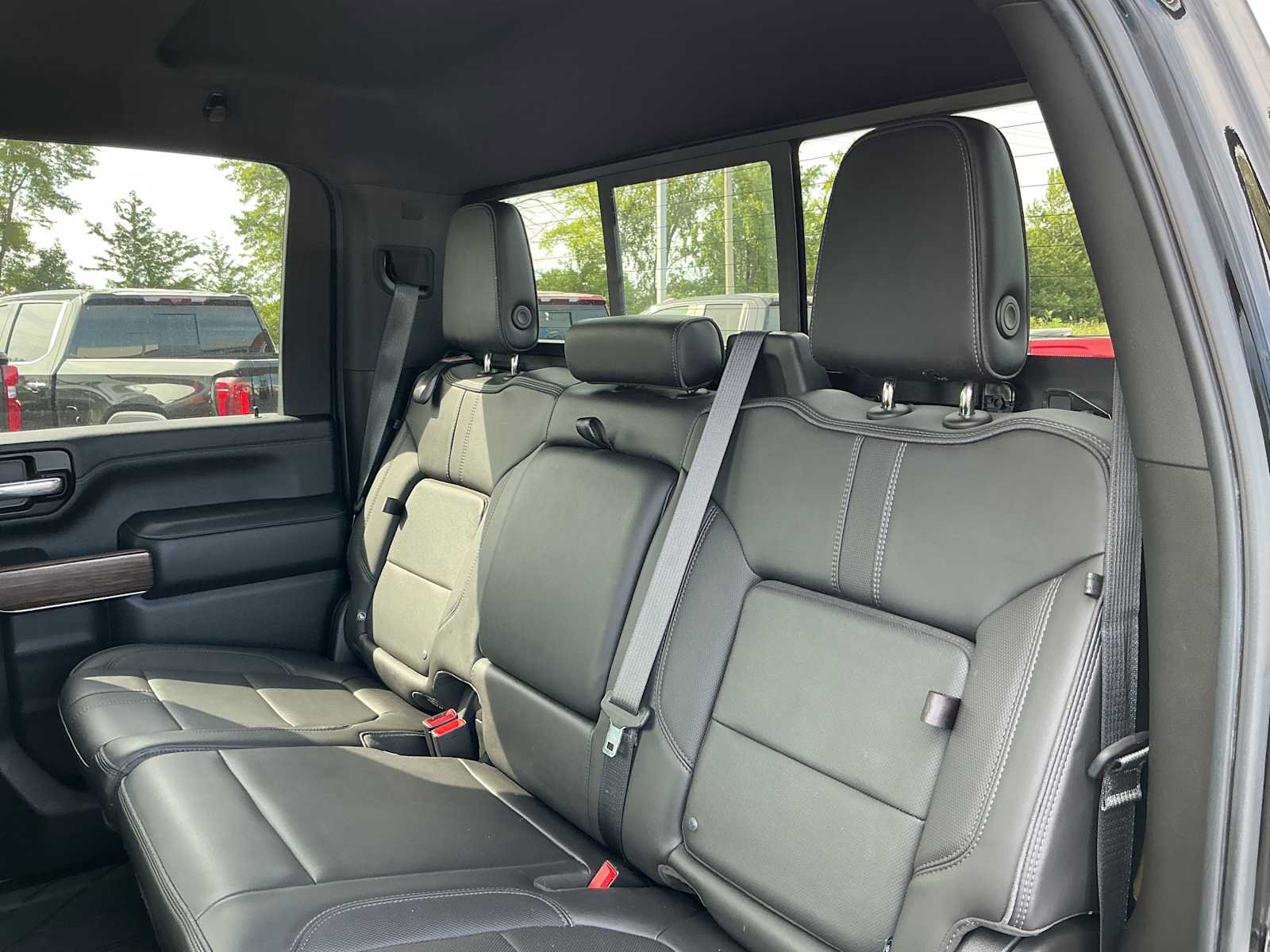 Used 2021 Chevrolet Silverado 2500 High Country AWD/4WD image 21