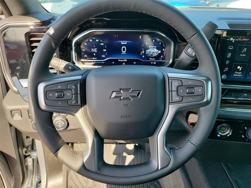Used 2023 Chevrolet Silverado 1500 RST AWD/4WD image 35