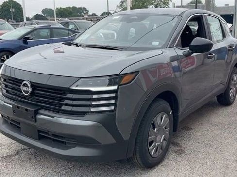 Used 2025 Nissan Kicks S image 27