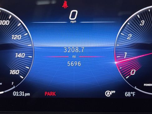 Certified 2026 Mercedes-Benz GLB 250 image 17