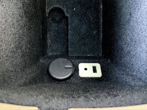 Used 2012 Cadillac SRX Luxury image 25