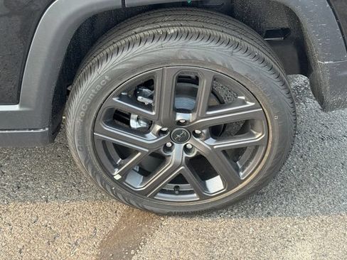 New 2026 Jeep Compass Limited AWD/4WD image 11