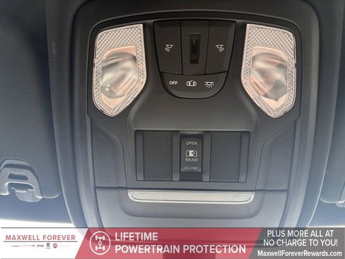 Used 2021 RAM 1500 Lone Star image 7