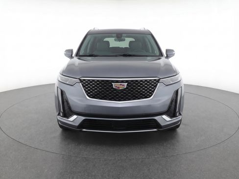 Used 2023 Cadillac XT6 Premium Luxury image 5