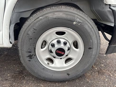 New 2025 GMC Savana 2500 w/ Communications Package image 29