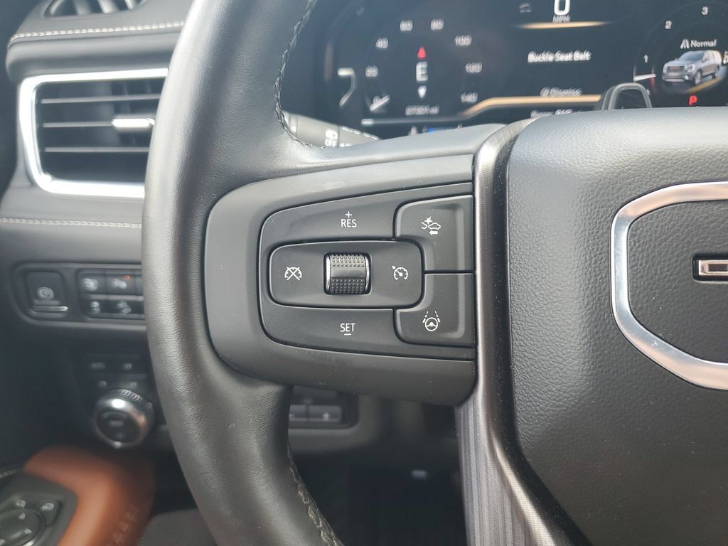 Used 2024 GMC Yukon Denali Ultimate AWD/4WD image 21