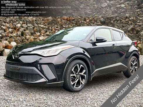 Used 2020 Toyota C-HR XLE FWD image 1