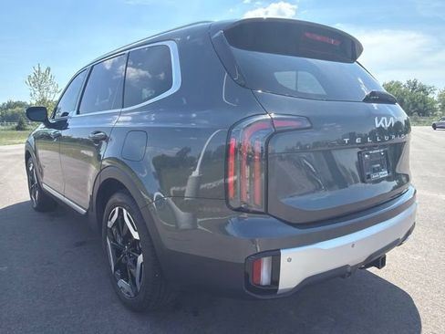 Used 2024 Kia Telluride EX w/ EX Captain's Chair Package AWD/4WD image 14